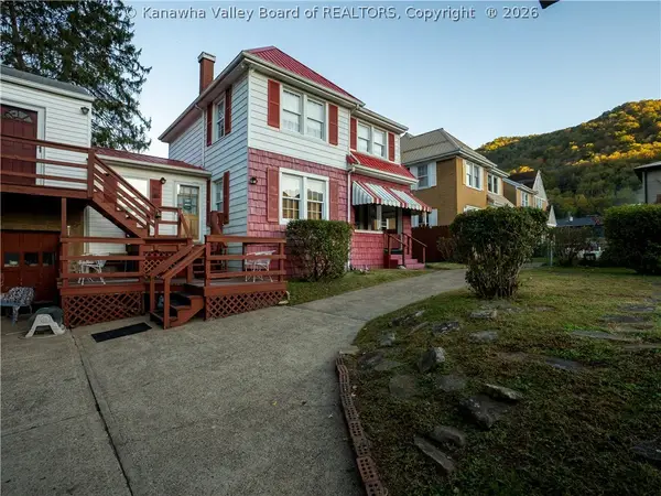 612-C 5th Avenue, Montgomery, WV 25136