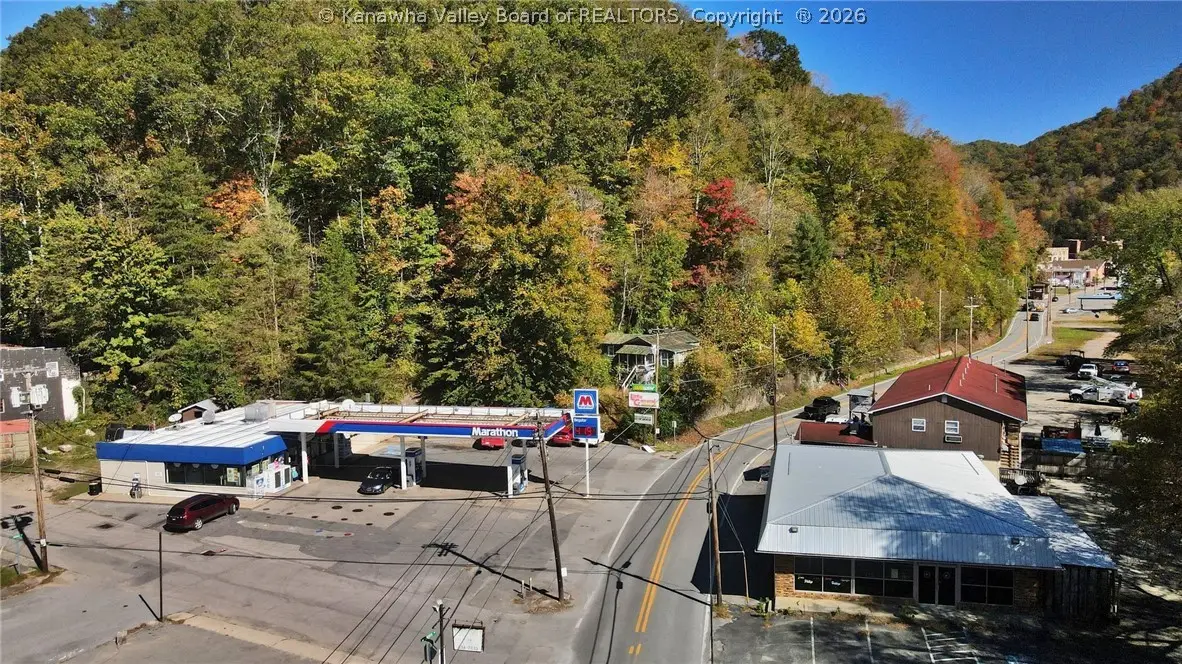 410 Guyandotte Avenue, Mullens, WV 25882 - #1