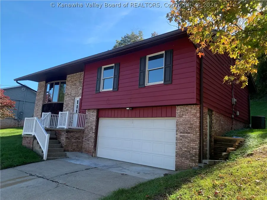209 Pine Circle, Dunbar, WV 25064 - #2