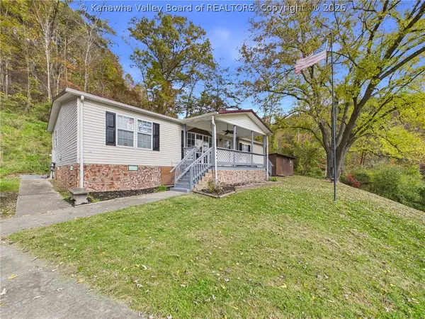 1664 Grapevine Road, Charleston, WV 25320