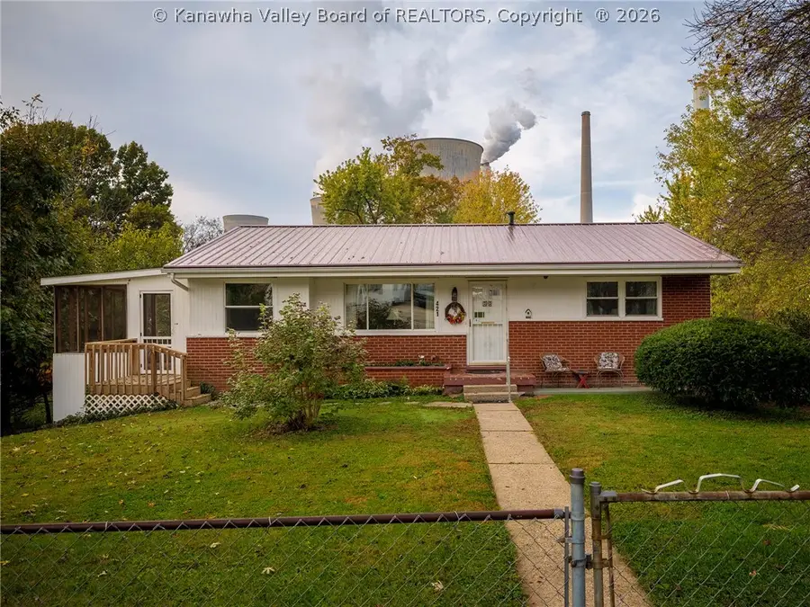 421 1st Avenue, Poca, WV 25159 - #3
