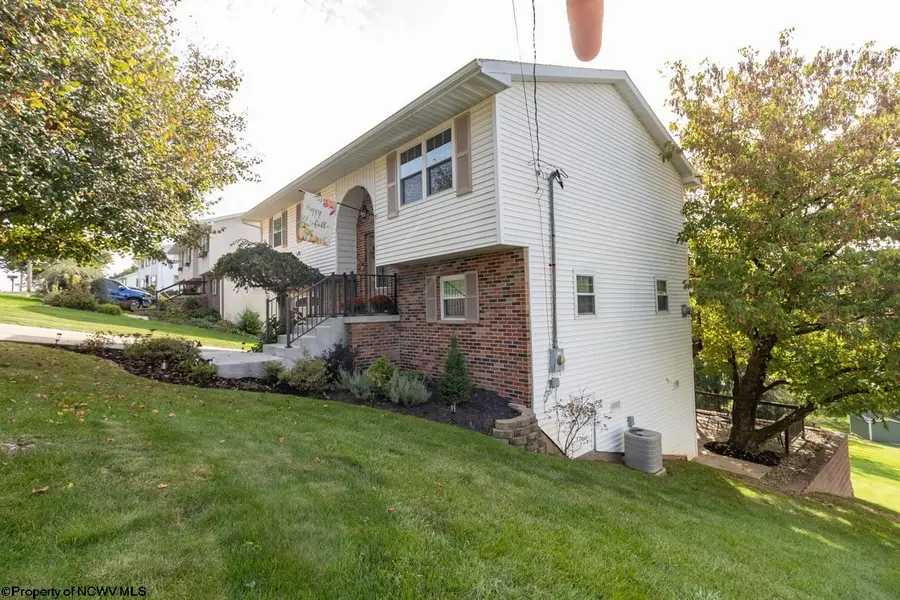 9 Arrowood Drive, Bridgeport, WV 26330-0000 - Image #3