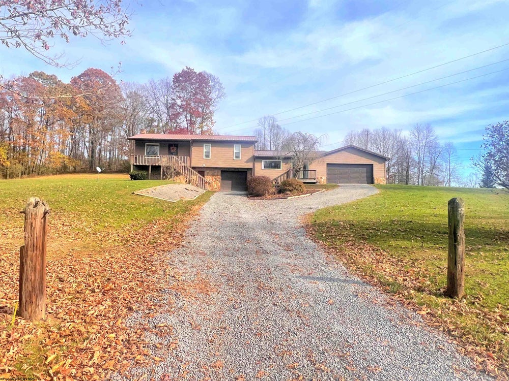 921 BAILEY HILL Road, Independence, WV 26374 BHGRE
