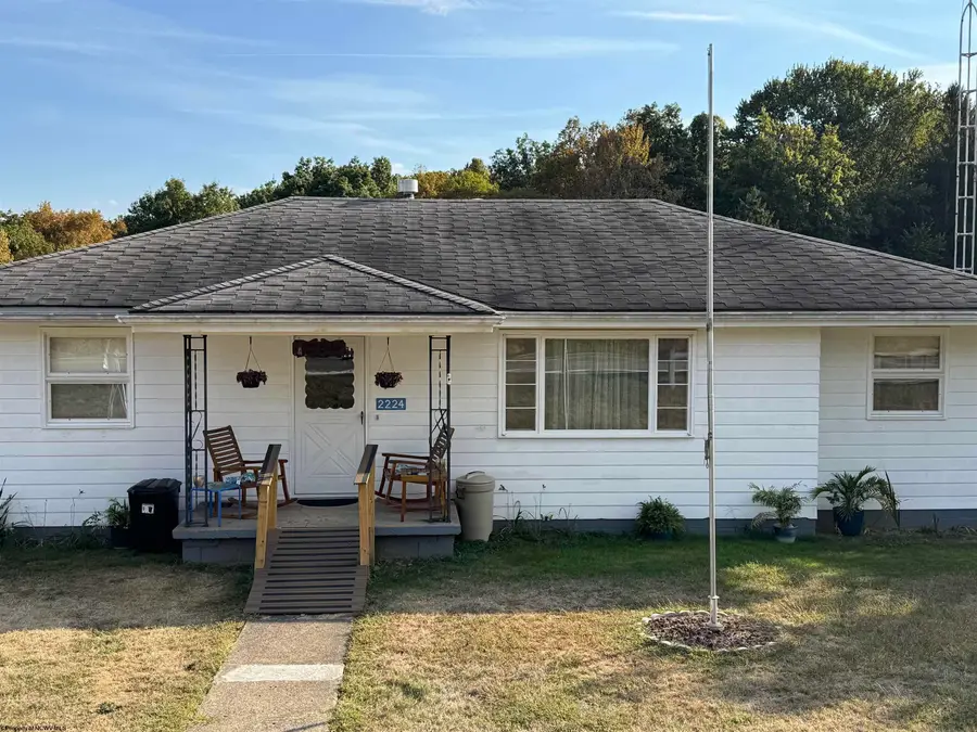 2224 Hudson Hill Road, Weirton, WV 26062 - Image #2