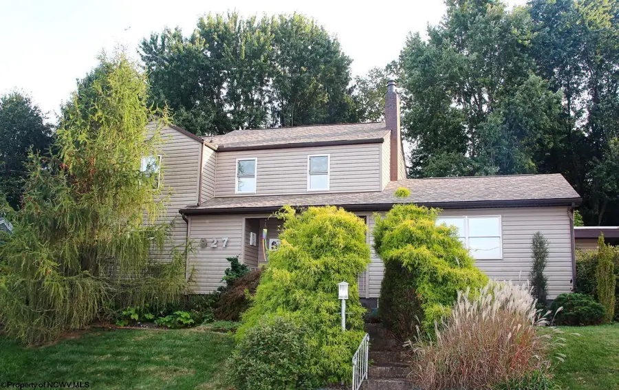 927 Fairfax Drive, Morgantown, WV 26505 - Image #2