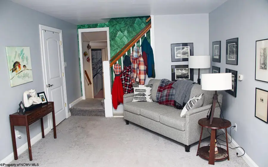 927 Fairfax Drive, Morgantown, WV 26505 - Image #3