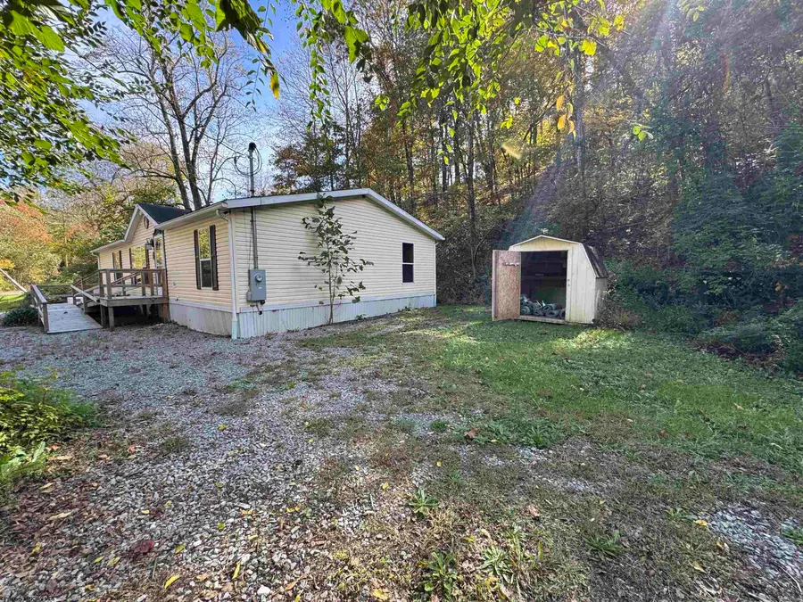 147 Paw Paw Estates, Rivesville, WV 26588 - Image #3