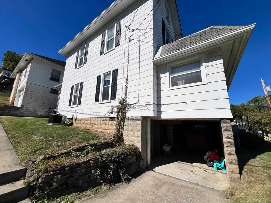 201 Euclid Avenue, Clarksburg, WV 26301-4003 - Image #3