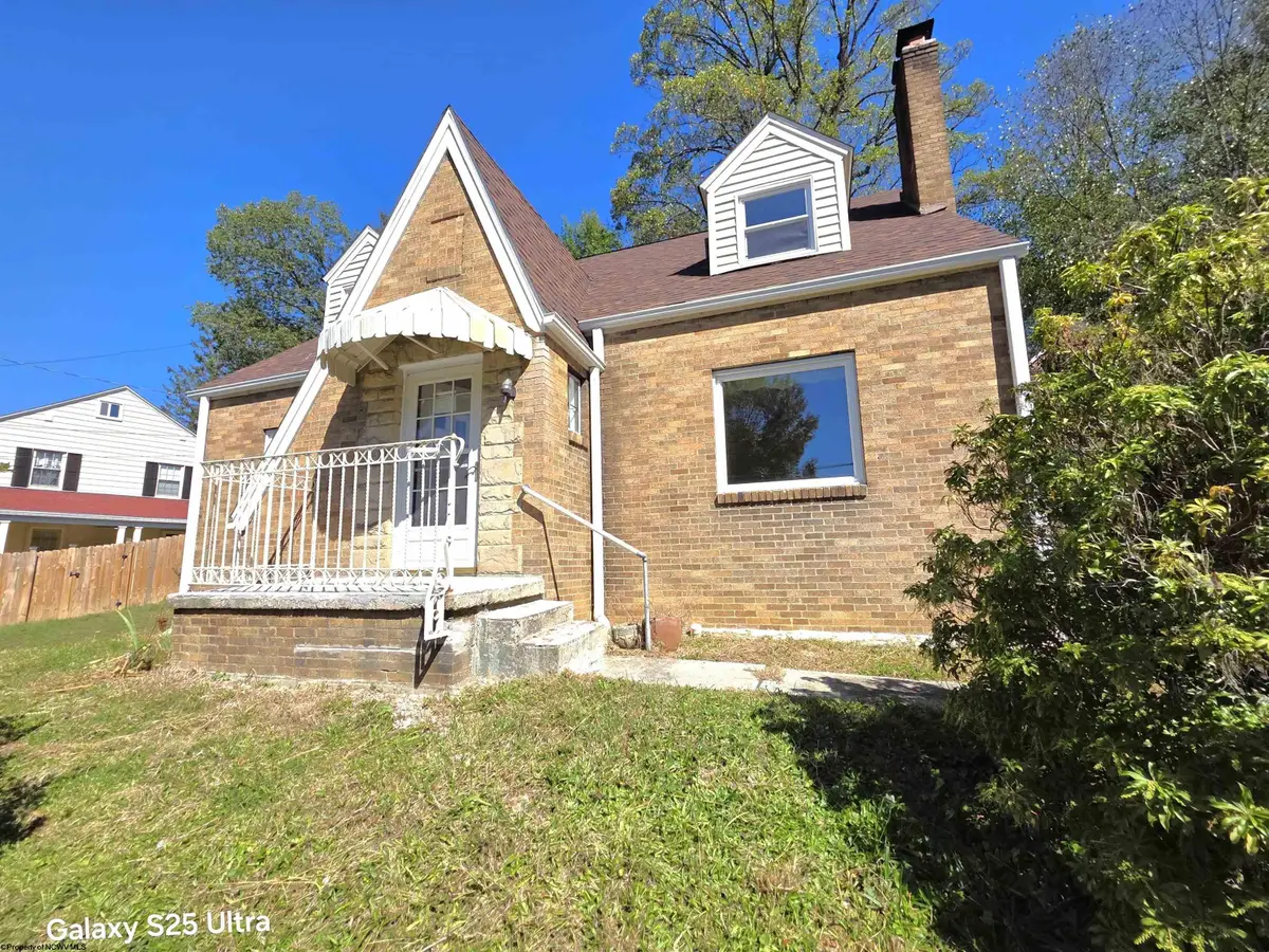 1231 College Park, Fairmont, WV 26554 - Image #1