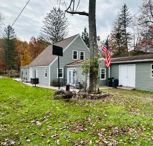 263 Rock Lake Road, Fairmont, WV 26554