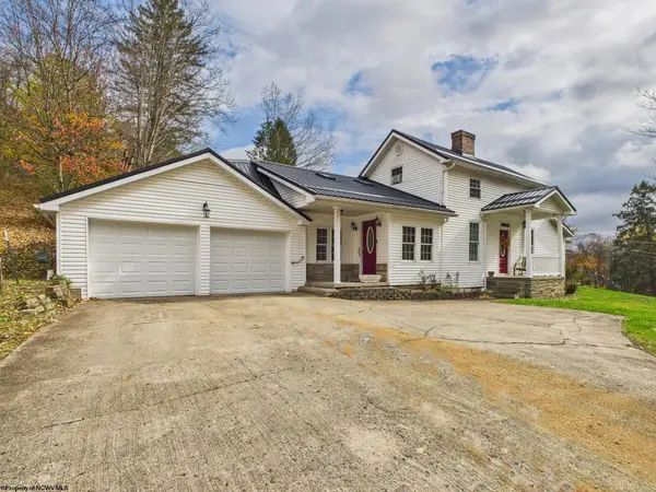 13 Norris Ridge Road, Philippi, WV 26416