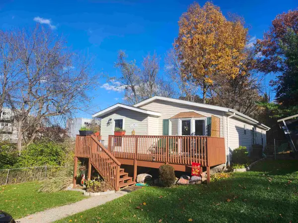 292 Lilly Street, Star City, WV 26505