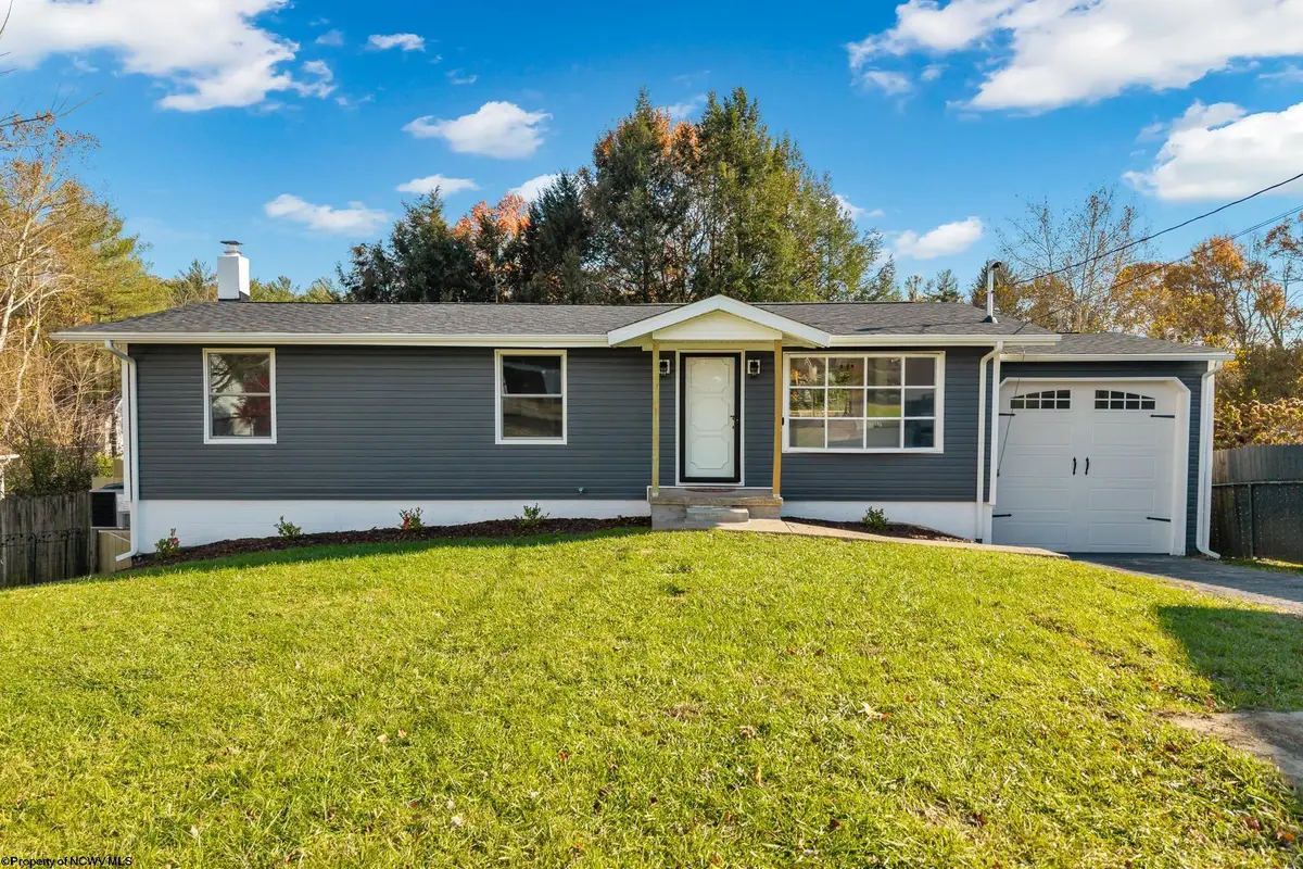 1612 Clifton Road, Fairmont, WV 26554 - Image #1