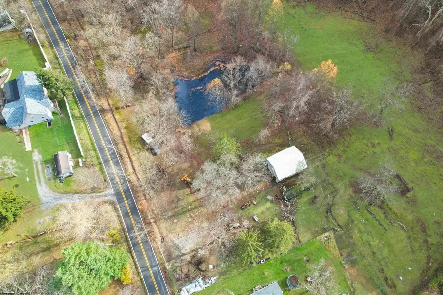 212 Halleck Road, Fairmont, WV 26554 - Image #3