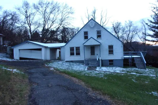 671 S Chestnut Street, Clarksburg, WV 26301