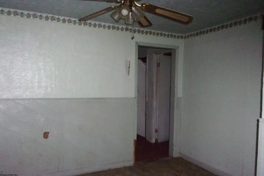 671 S Chestnut Street, Clarksburg, WV 26301 - Image #3