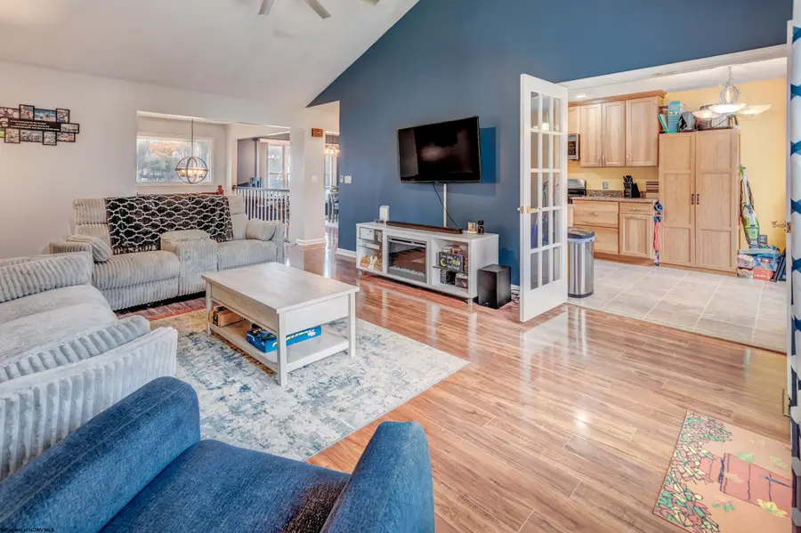 108 Village Crest Drive, Morgantown, WV 26508 - Image #2