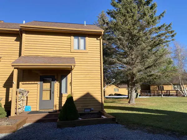 104 Deerfield Village, Davis, WV 26260