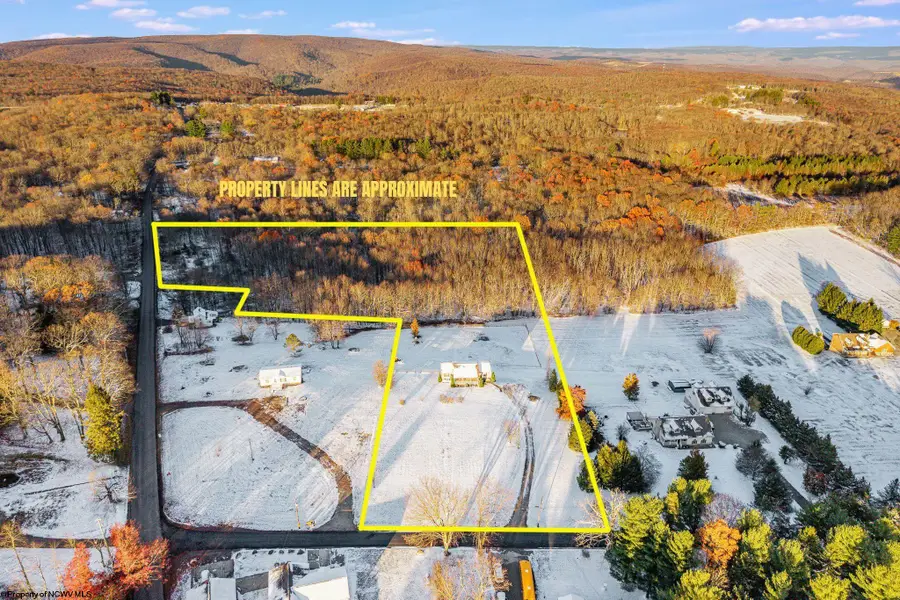 516 Braddock Road, Markleysburg, PA 15459 - Image #3