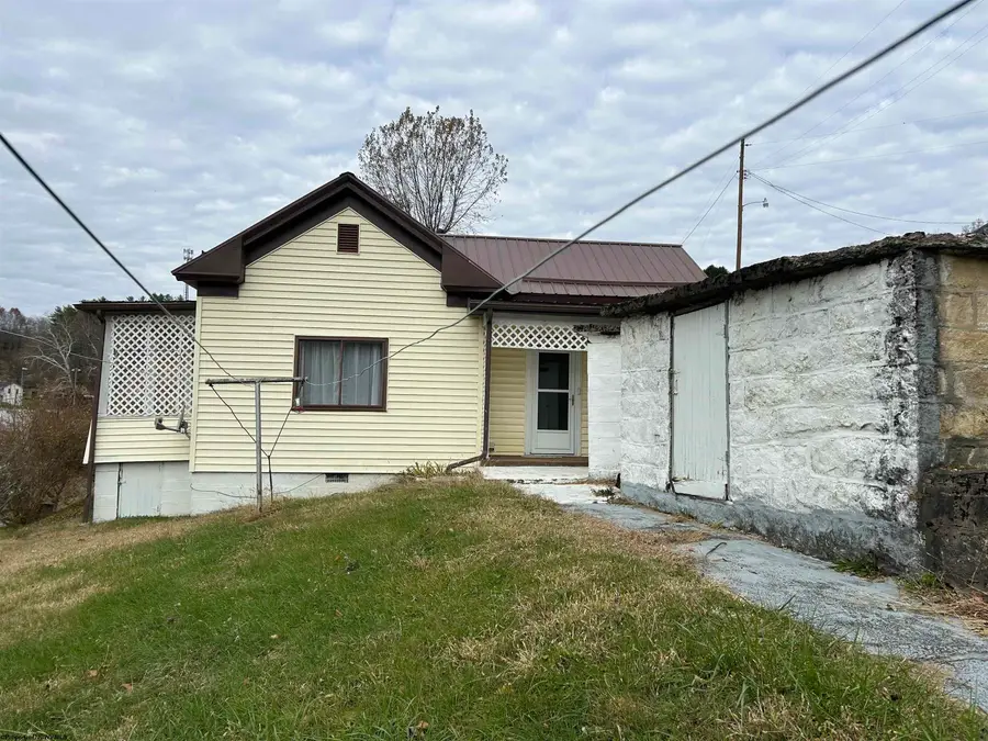 3203 Willey Avenue, Farmington, WV 26571 - Image #3