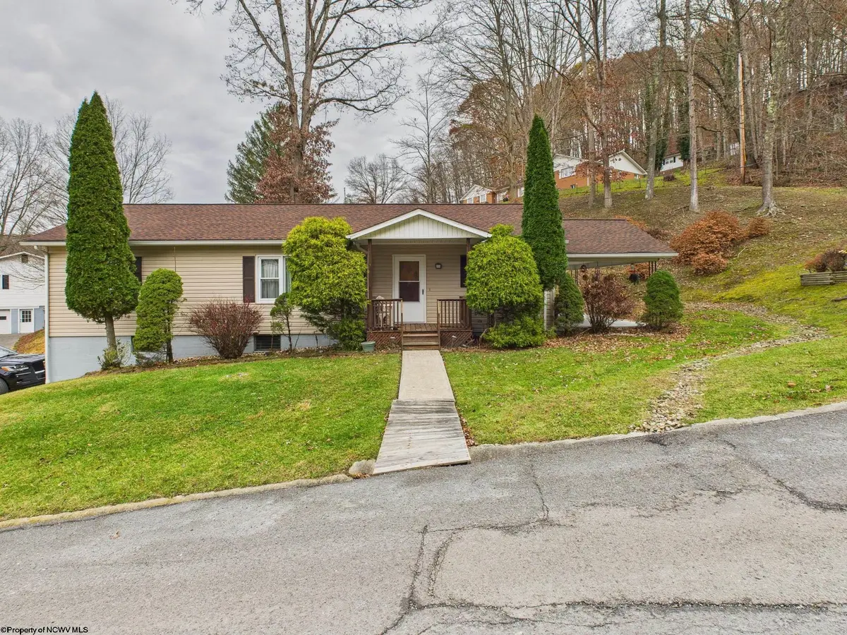 7 Hilltop Drive, Philippi, WV 26416 - Image #1