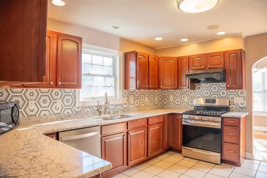 521 Santa Fe Ct Court, Morgantown, WV 26508 - Image #2