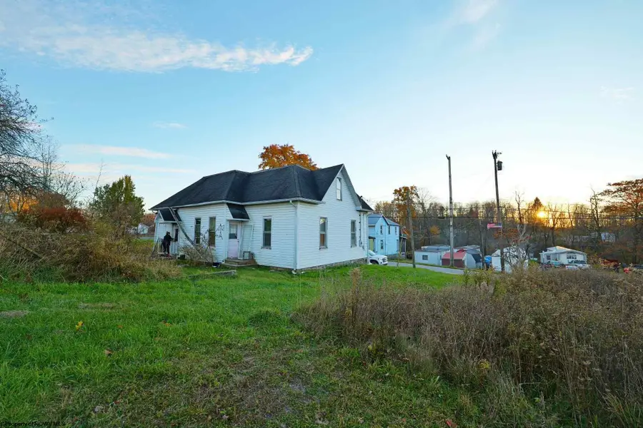 603 W State Avenue, Terra Alta, WV 26764 - Image #3