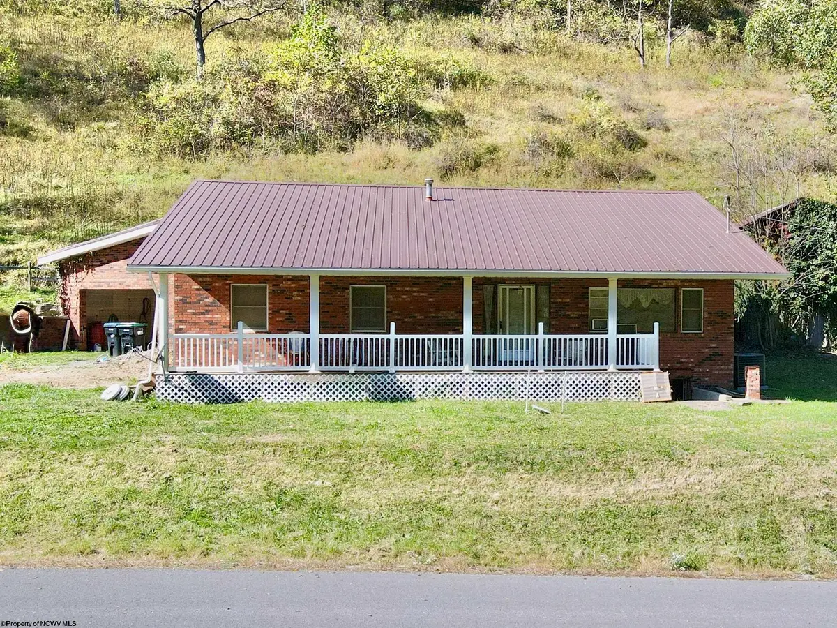 7935 Servia Elmira Road, Duck, WV 25063 - Image #1