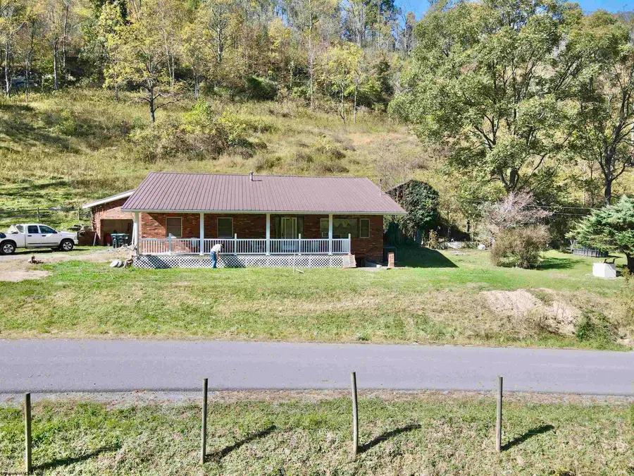 7935 Servia Elmira Road, Duck, WV 25063 - Image #2