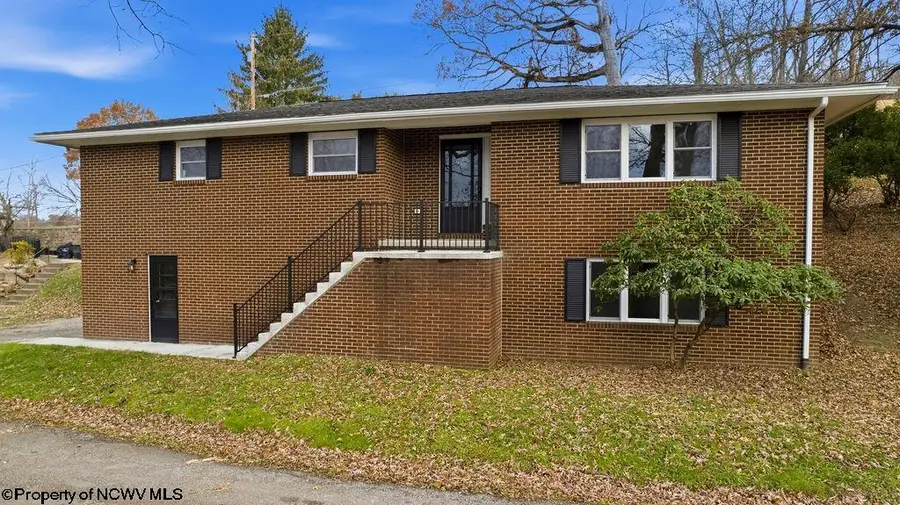 69 Celtic Drive, Clarksburg, WV 26301 - Image #2