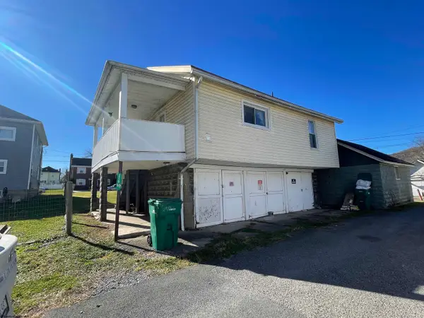 219 1/2 Fairview Avenue, Clarksburg, WV 26301