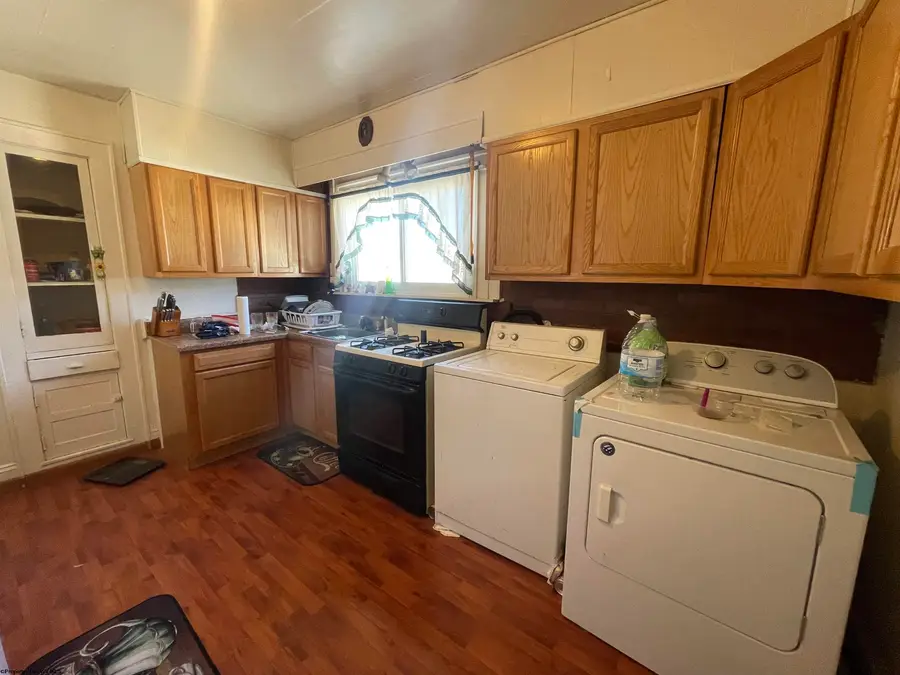 219 1/2 Fairview Avenue, Clarksburg, WV 26301 - Image #2