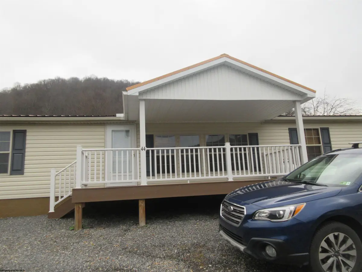 44 FIFTH Street, Hendricks, WV 26271 - Image #1