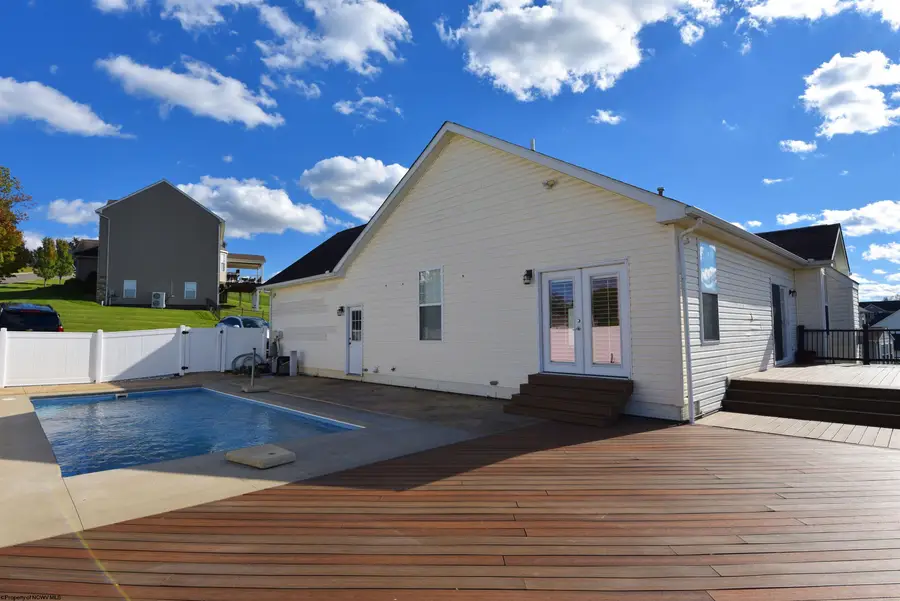 35 Garnet Way, Bridgeport, WV 26330 - Image #2