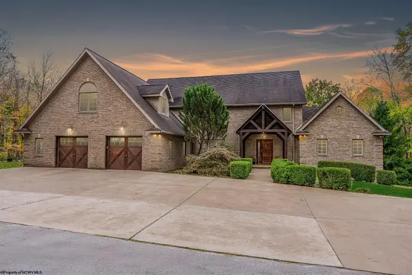 36 West Hills Drive, Fairmont, WV 26554