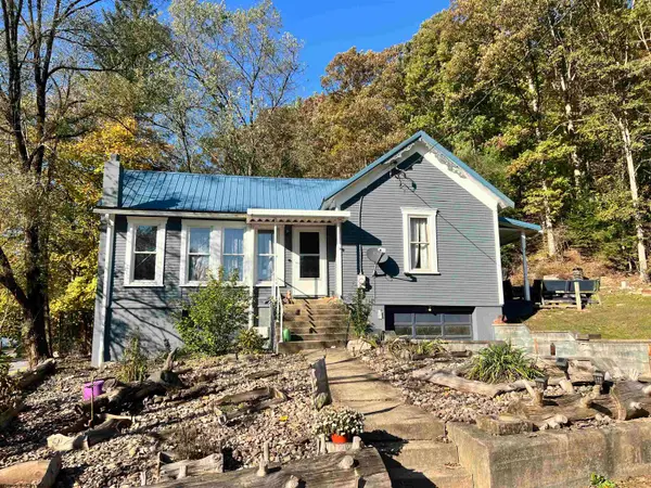 8000 Wallace Pike, Wallace, WV 26448-8772