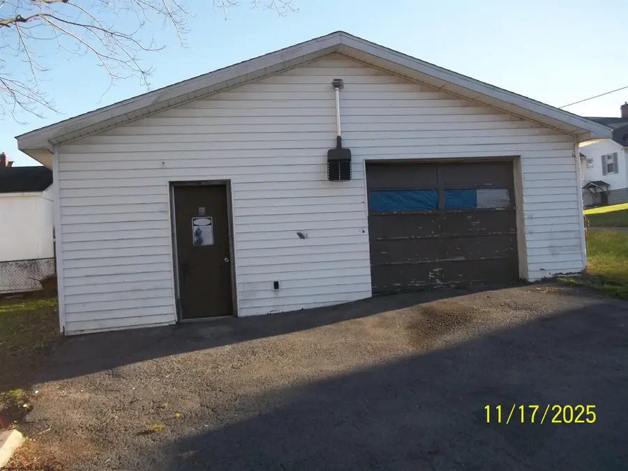 15 MONROE Street, Rivesville, WV 26588 - Image #2