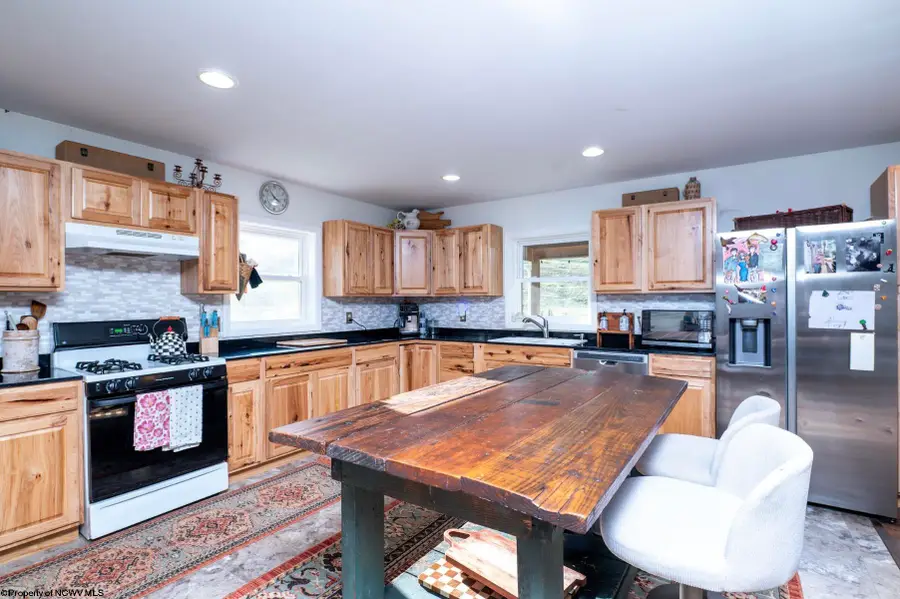 615 Mills Street, West Milford, WV 26451 - Image #3