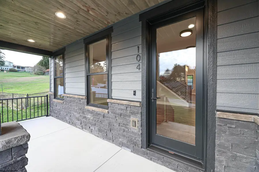104 Crestview Drive, Morgantown, WV 26508 - Image #2