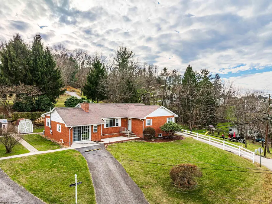 129 Lexington Avenue, Westover, WV 26501 - Image #2