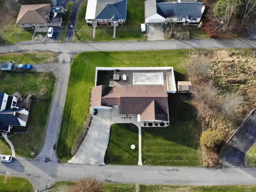 111 Avondale Road, Fairmont, WV 26554 - Image #2