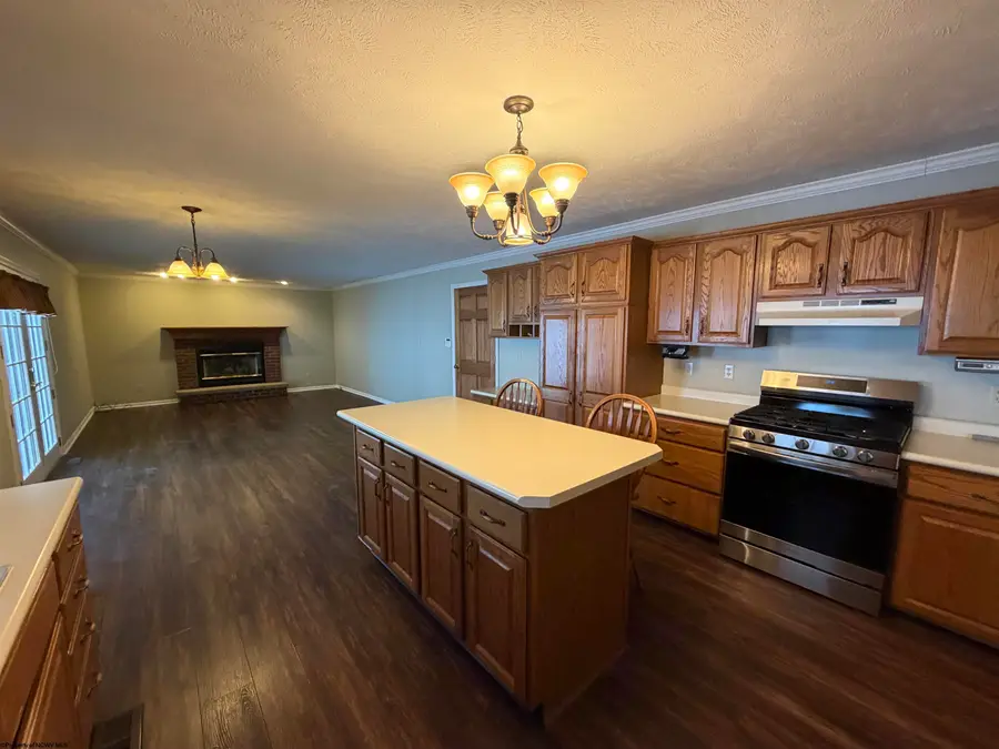 901 Riverview Drive, Fairmont, WV 26554 - Image #2