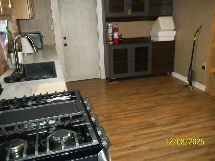 65 N walnut Street, Shinnston, WV 26431-1342 - Image #2