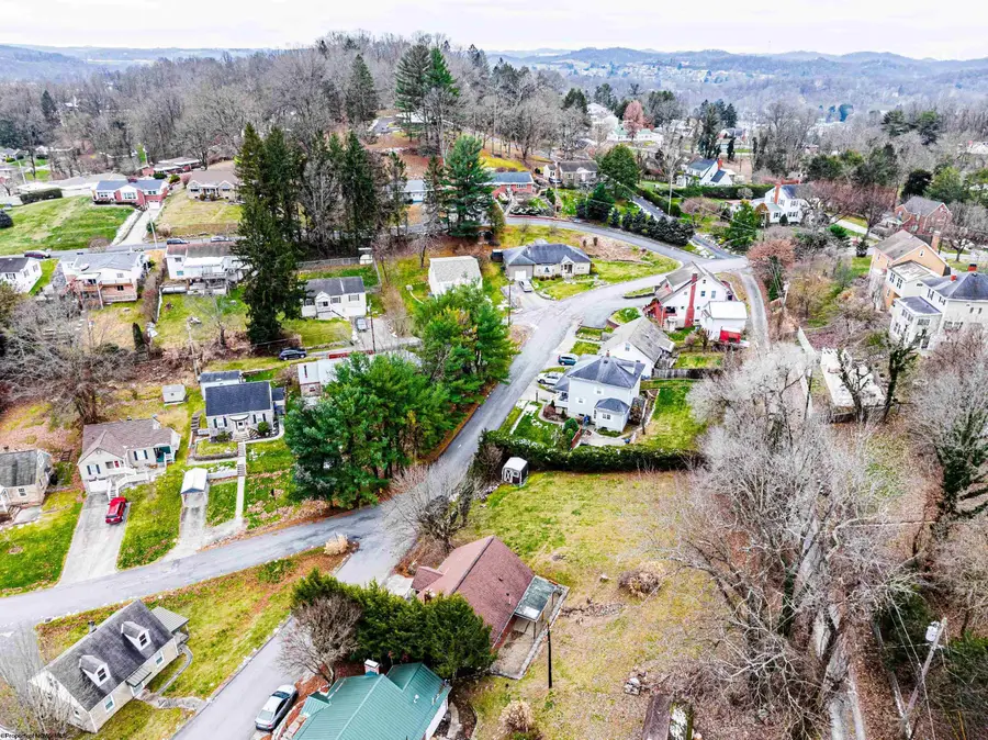 1135 Sunset Drive, Fairmont, WV 26554 - Image #2