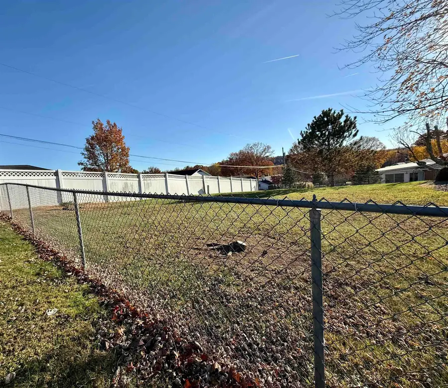 112 Village Drive, Bridgeport, WV 26330 - Image #3