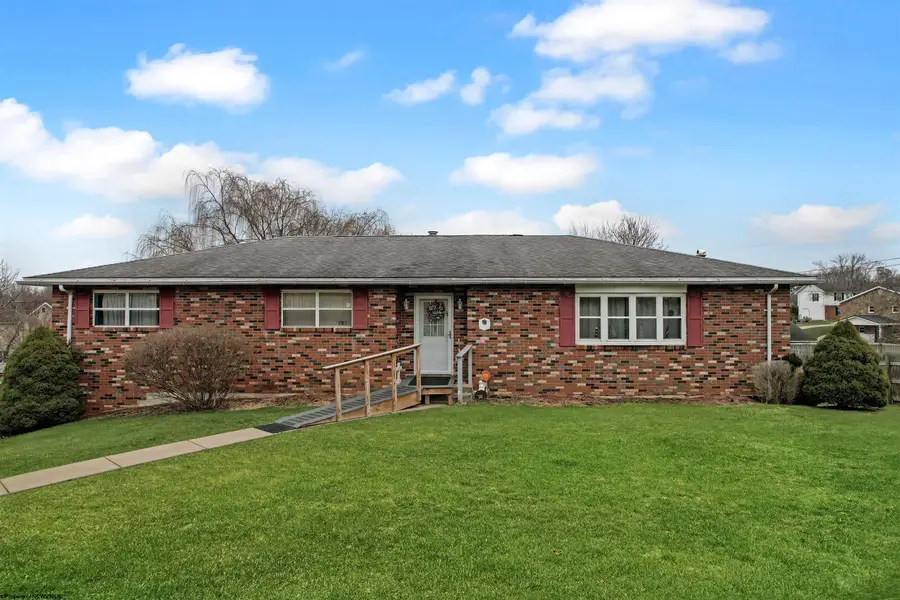 94 Kimberly Circle, Fairmont, WV 26554 - Image #2