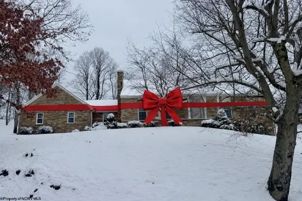 4 Oriole Lane, Fairmont, WV 26554