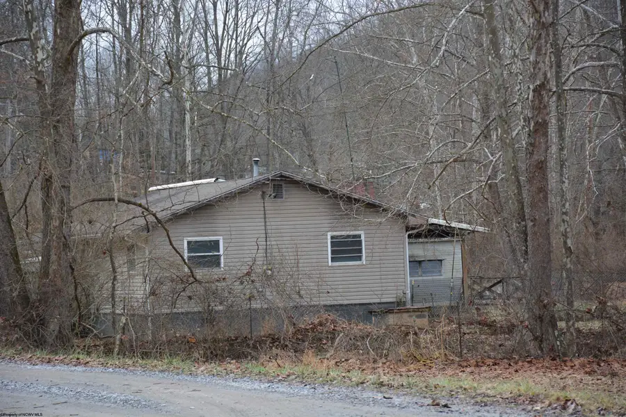 801 Harmony Road, West Union, WV 26456 - Image #3
