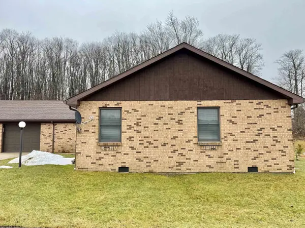 410 Pineview Drive, Thomas, WV 26292-8018