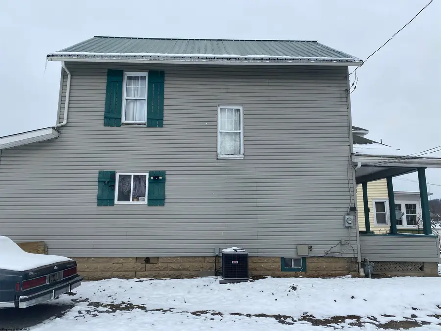 524 Kuhl Avenue, Clarksburg, WV 26301 - Image #2